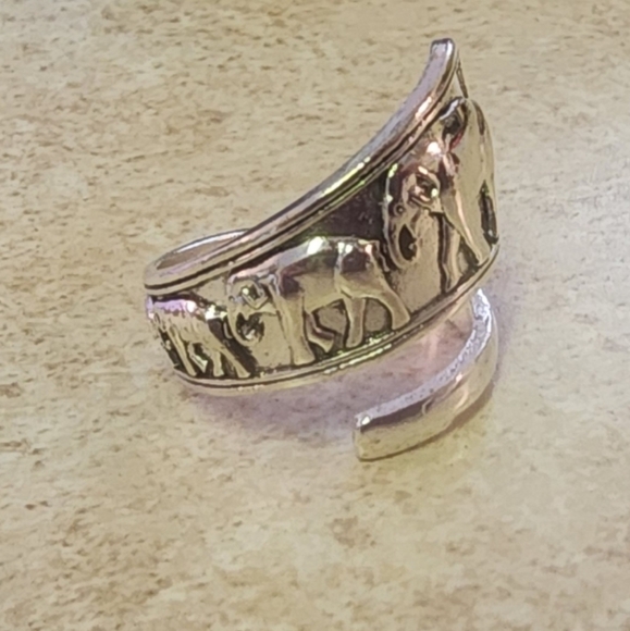 Silver elephant adjustable spoon ring - Picture 6 of 7